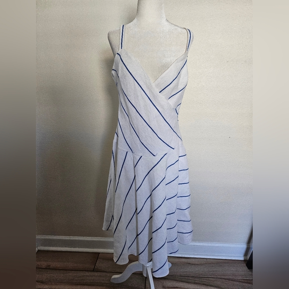 Lauren Ralph Lauren Women's 100% Linen White Blue Striped Midi Dress Sz 6. - Picture 4 of 16